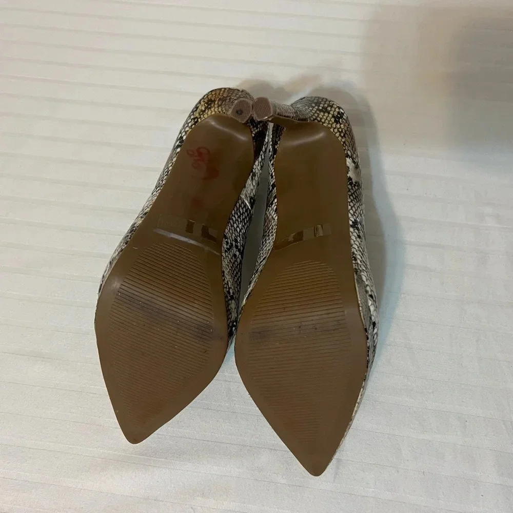 Report Tashi Faux Leather Snakeskin textured Stiletto Heel SZ 8